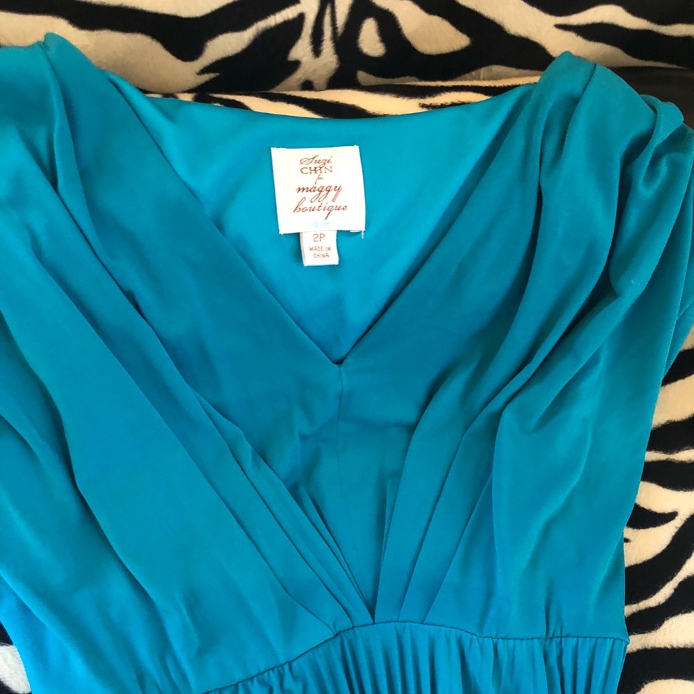 Suze chin blue dress